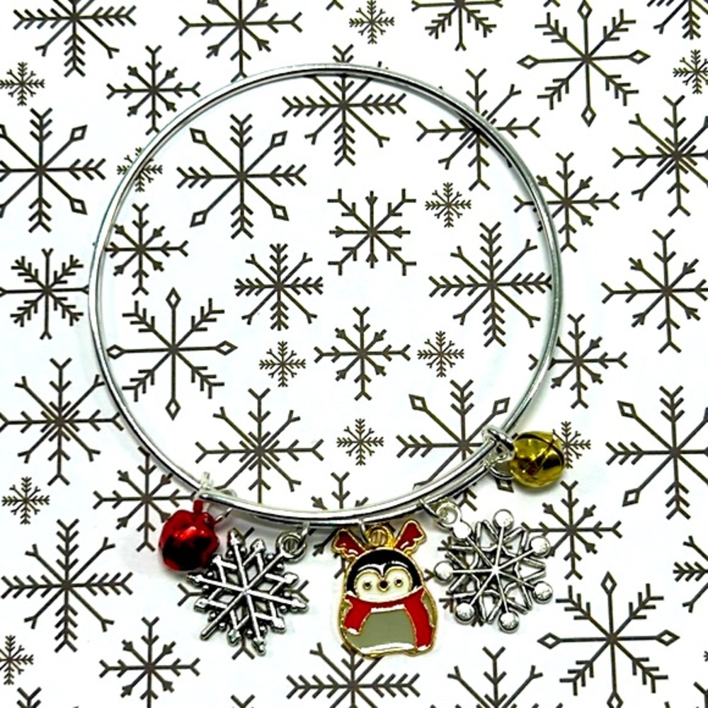 Handmade Christmas Jingle Bell Charm Bracelet